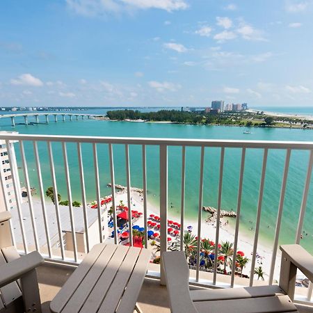 Hampton Inn And Suites Clearwater Beach Exterior photo