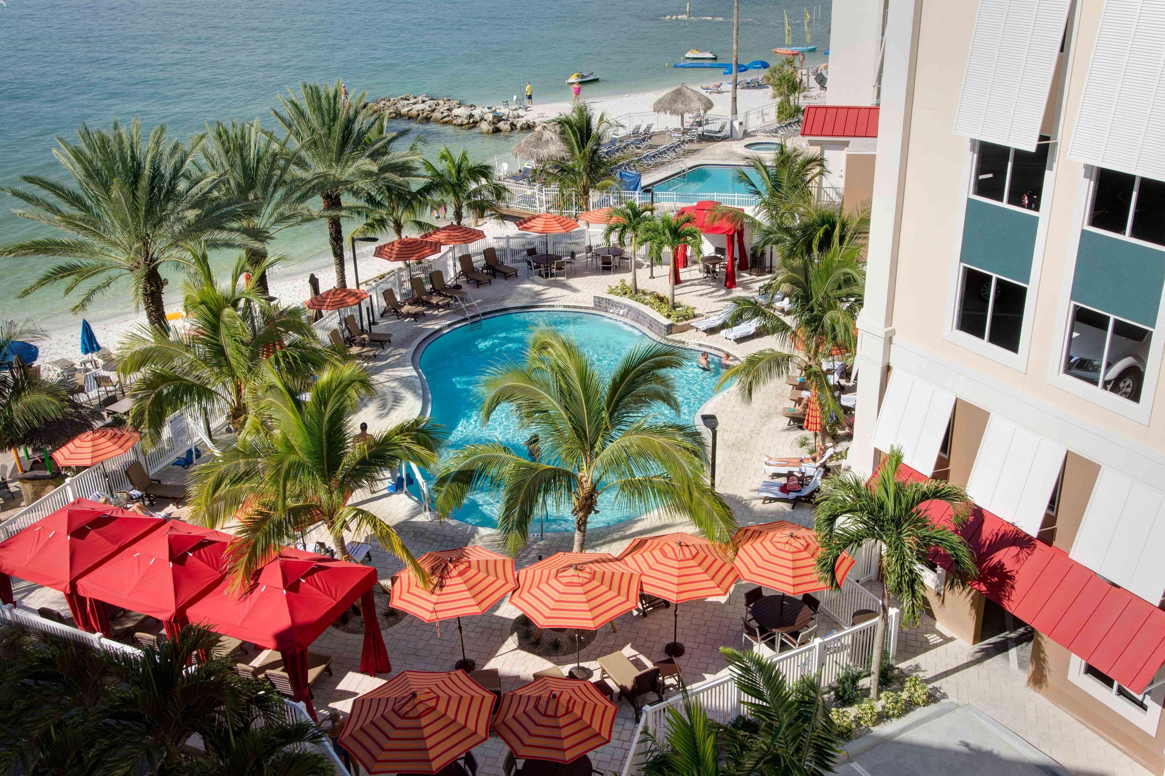 Hampton Inn And Suites Clearwater Beach Exterior photo